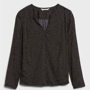NWT Banana Republic Essential Popover Top Black Dot Size Medium